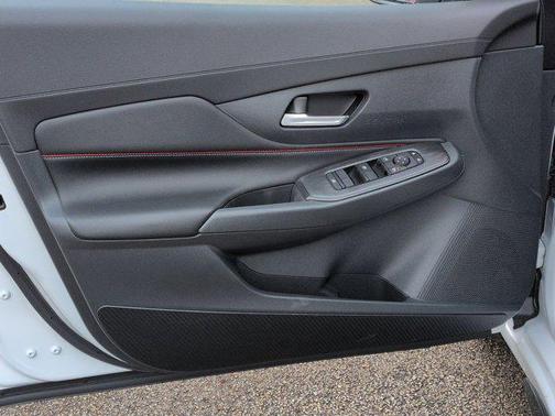 Aspen White Tricoat 2026 Nissan Sentra SR