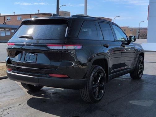 2023 Jeep Grand Cherokee Altitude