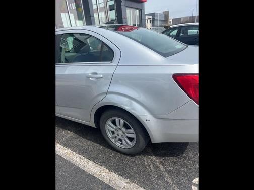 Silver Ice Metallic 2015 Chevrolet Sonic LT
