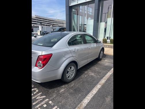Silver Ice Metallic 2015 Chevrolet Sonic LT