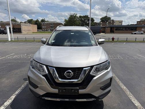 Brilliant Silver 2017 Nissan Rogue SV