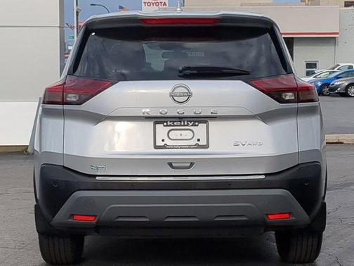 2022 Nissan Rogue SV