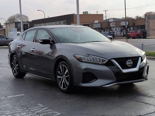 2023 Nissan Maxima SV Xtronic CVT