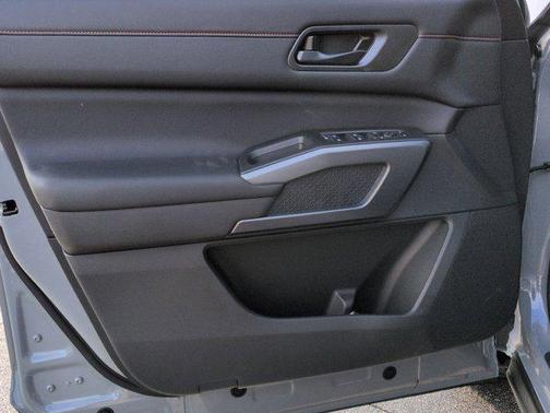 2025 Nissan Pathfinder Rock Creek 4WD
