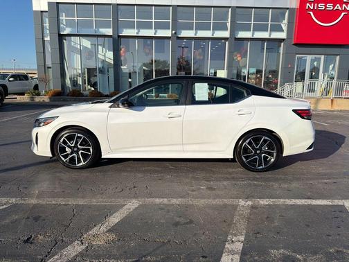 2025 Nissan Sentra SR