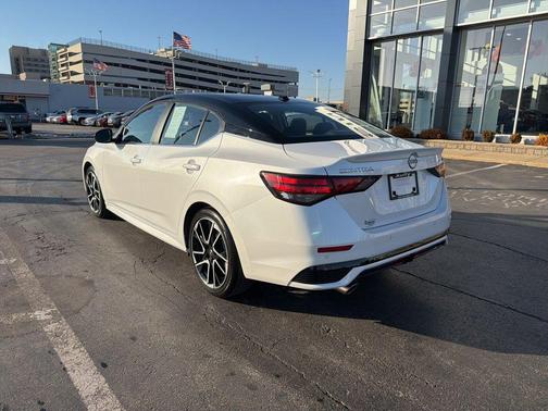 2025 Nissan Sentra SR
