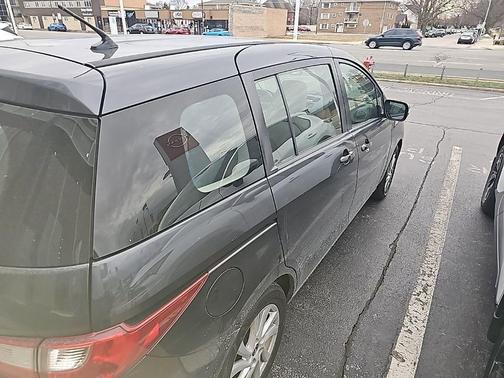 2013 Mazda Mazda5 Sport