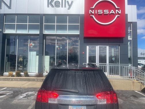 Graphite Gray Metallic 2017 GMC Terrain SLE-2