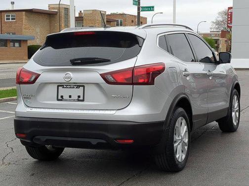 2017 Nissan Rogue Sport SV