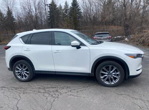 2019 Mazda CX-5 Signature