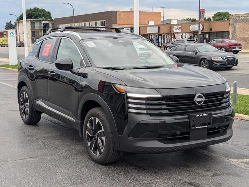 Super Black 2026 Nissan Kicks SV