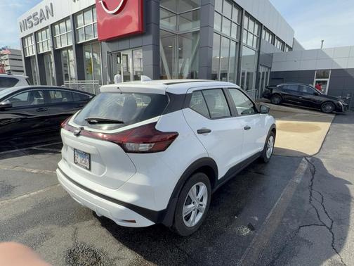 Fresh Powder 2024 Nissan Kicks S