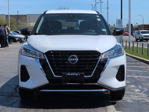 Fresh Powder 2024 Nissan Kicks S