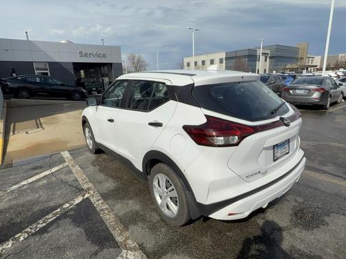 Fresh Powder 2024 Nissan Kicks S