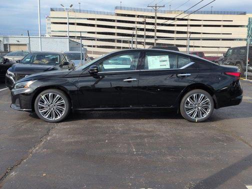 2025 Nissan Altima SL AWD