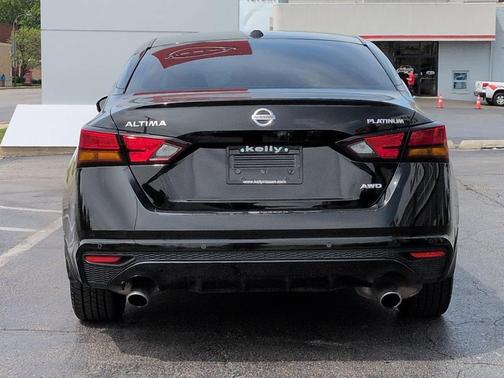 Super Black 2020 Nissan Altima Platinum Intelligent AWD