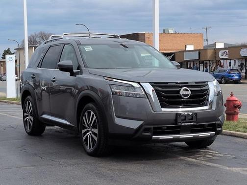 2023 Nissan Pathfinder Platinum 4WD