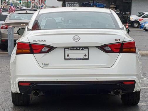 2024 Nissan Altima SR FWD