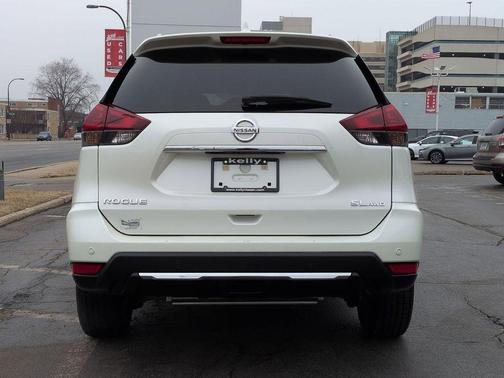 2019 Nissan Rogue SL