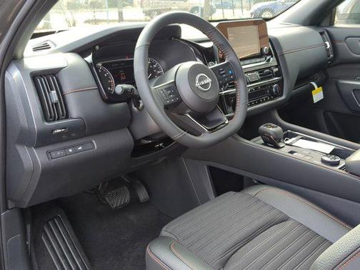 2025 Nissan Pathfinder Rock Creek 4WD