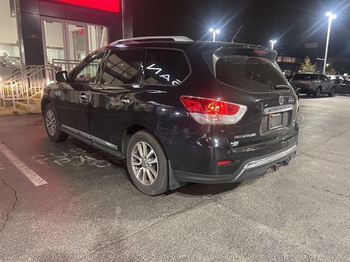 2015 Nissan Pathfinder SL
