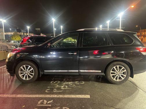 2015 Nissan Pathfinder SL