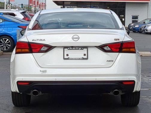 2024 Nissan Altima SR Intelligent AWD