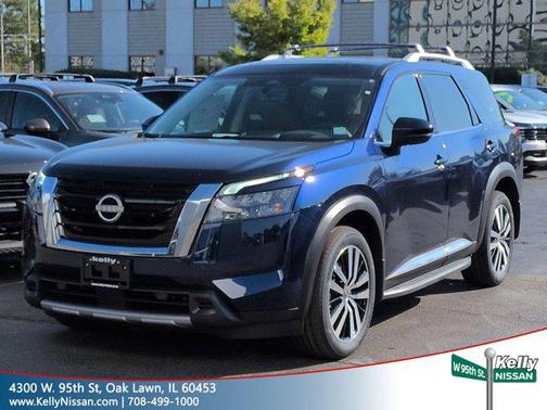 2025 Nissan Pathfinder Platinum 4WD