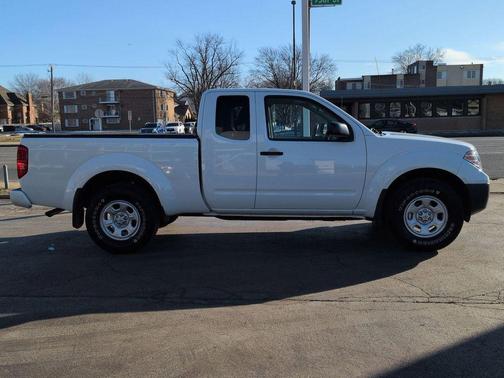 2021 Nissan Frontier S