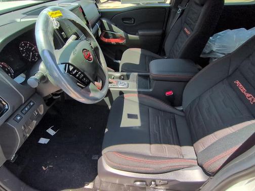 Glacier White 2026 Nissan Frontier PRO-4X