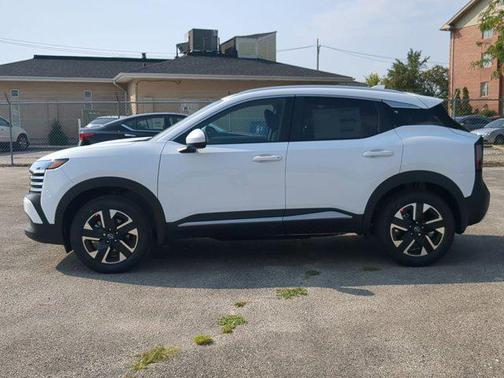 2025 Nissan Kicks SV