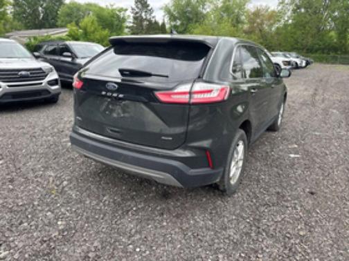 FORGED GREEN 2023 Ford Edge SEL