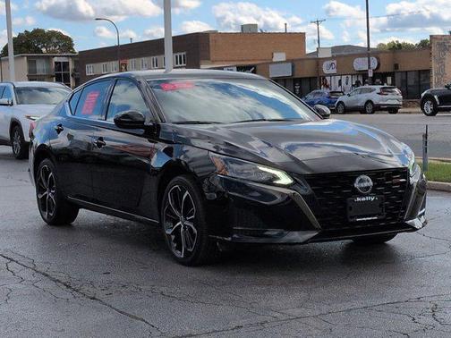 2025 Nissan Altima SR AWD