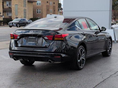 2025 Nissan Altima SR AWD