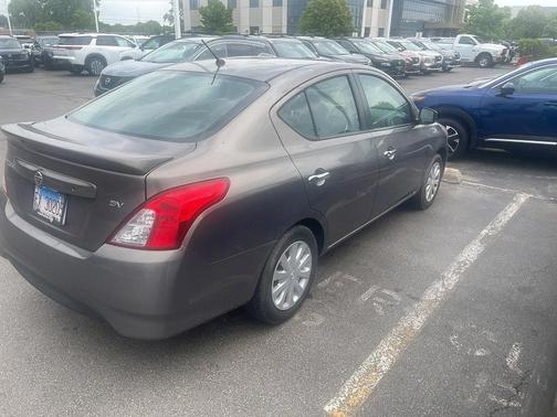 Titanium 2017 Nissan Versa 1.6 SV