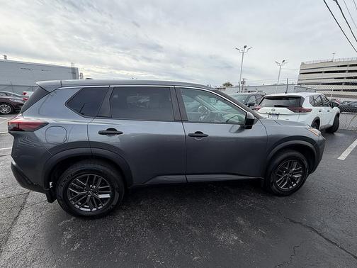 Gun Metallic 2022 Nissan Rogue S