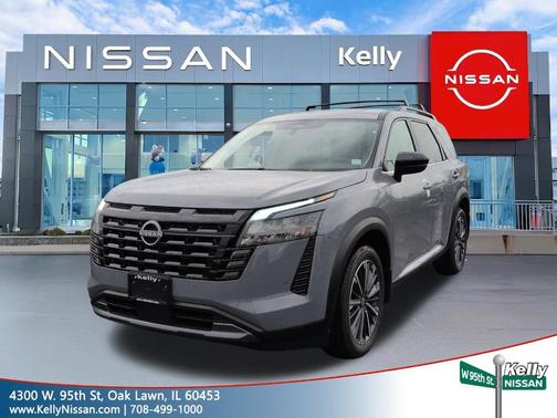 Boulder Gray Pearl 2026 Nissan Pathfinder Platinum