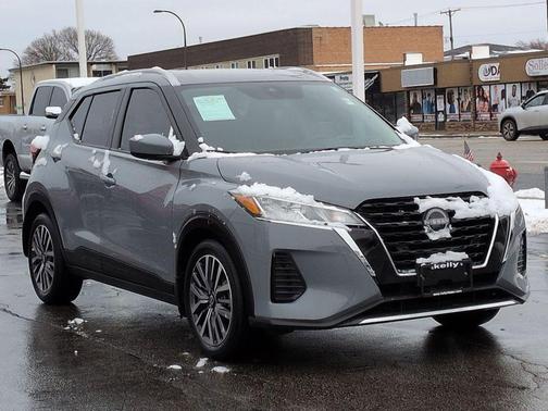 2022 Nissan Kicks SV