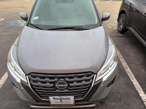 2022 Nissan Kicks SV