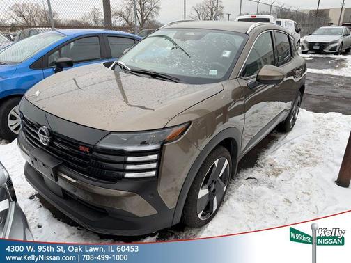 2025 Nissan Kicks SR