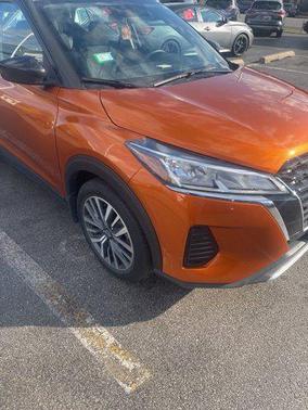 2022 Nissan Kicks SV