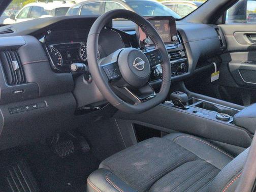 2025 Nissan Pathfinder Rock Creek 4WD