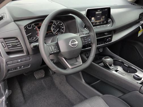 Super Black 2026 Nissan Rogue SV