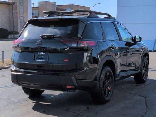 2025 Nissan Rogue Rock Creek