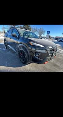 2025 Nissan Rogue Rock Creek