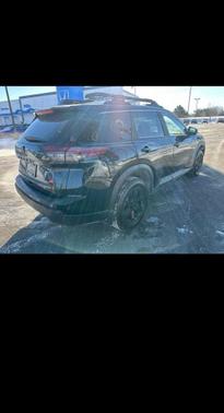 2025 Nissan Rogue Rock Creek