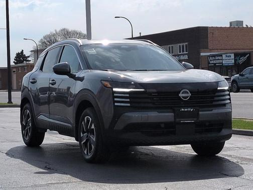 Gun Metallic 2025 Nissan Kicks SV