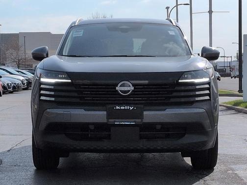 Gun Metallic 2025 Nissan Kicks SV