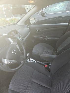 2015 Nissan Versa 1.6 SV
