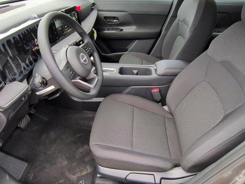 Gun Metallic 2026 Nissan Kicks S